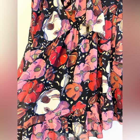 Cinq a Sept Naomi Floral Ruffle Asymmetric Top V Neck Tiered femme spring bright - Picture 4 of 10